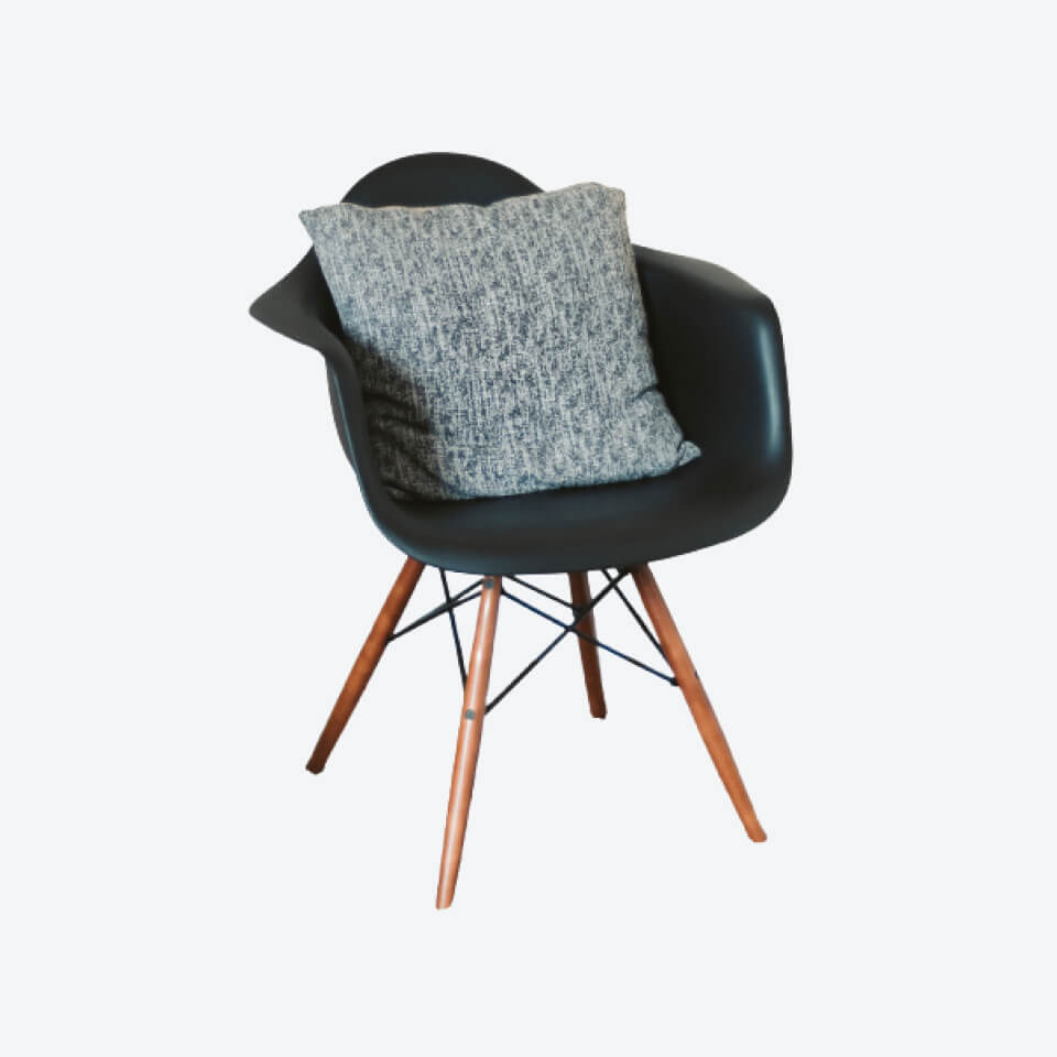 office-furniture-store-product-img-14 Armchair black in wood - 图片 1